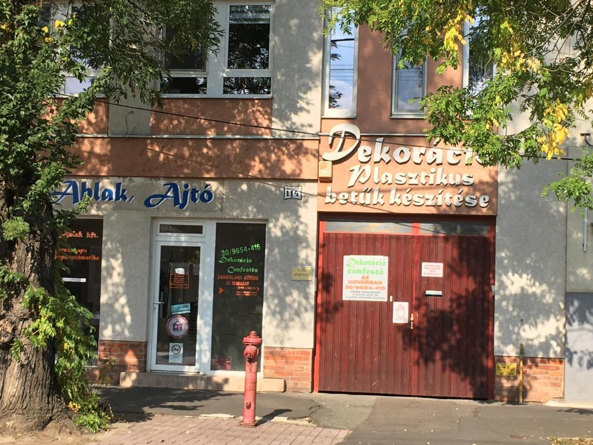 Nyil Apartman Wellnes Debrecen Exterior foto